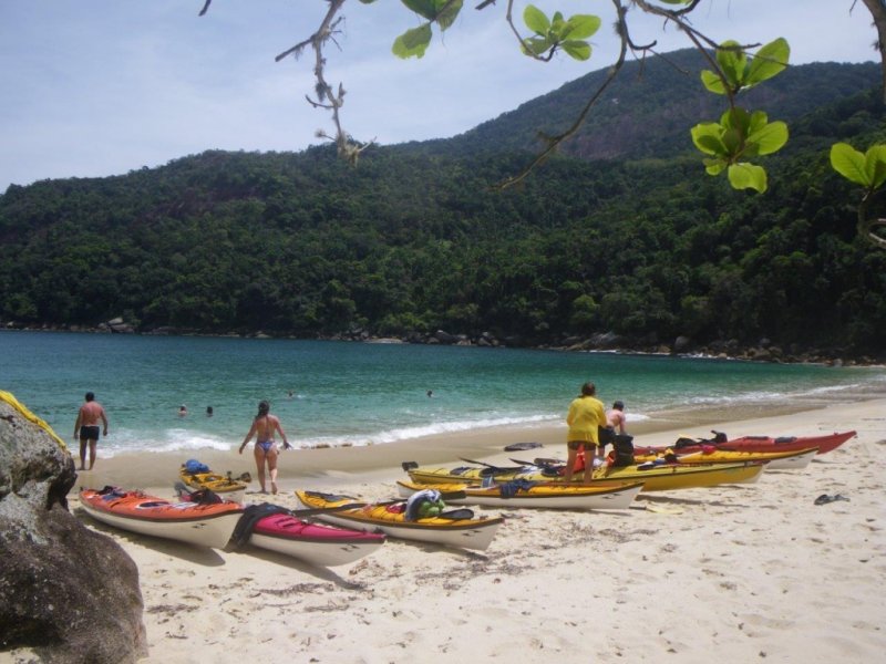 Pacote de Viagem de Caiaque Oceânico na Ilha Grande