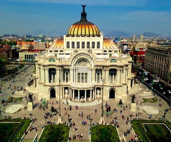 REVEILLON - México Colonial